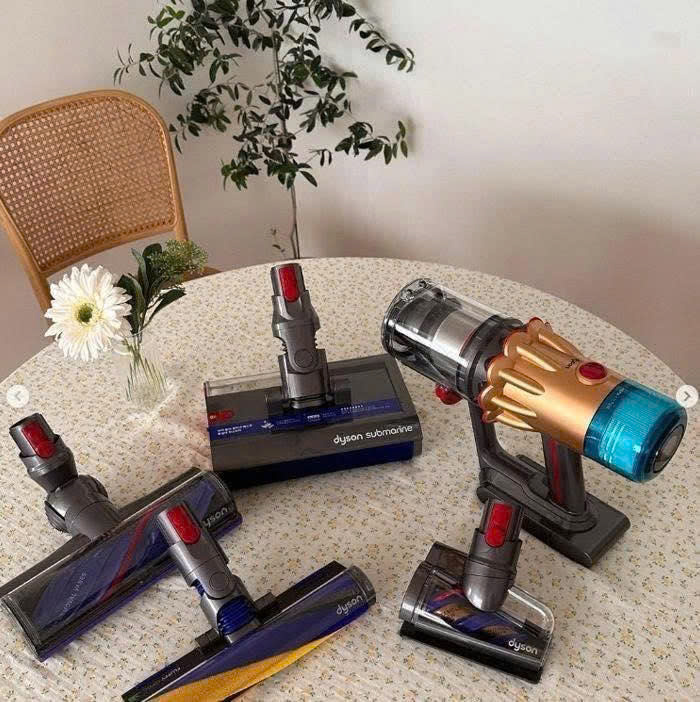 Hút bụi lau nhà không dây Dyson Detect Slim Submarine kèm Dock sạc | V12S