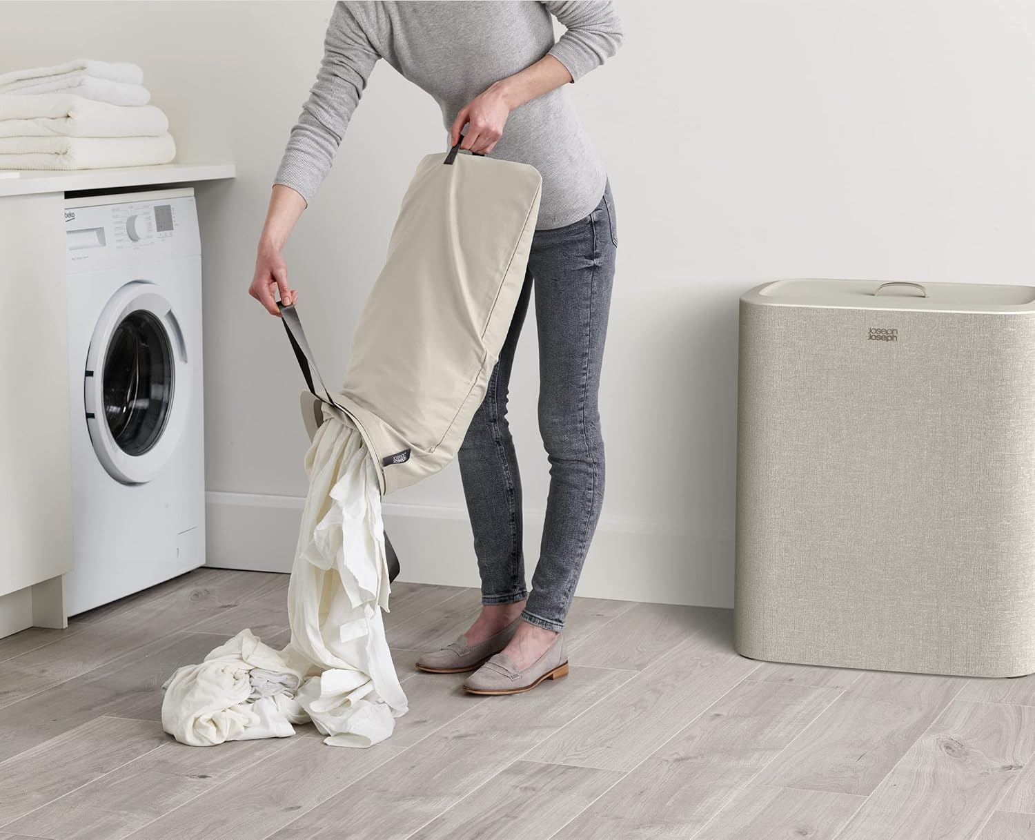 Giỏ đựng quần áo 3 ngăn Joseph Joseph 90L | 50021