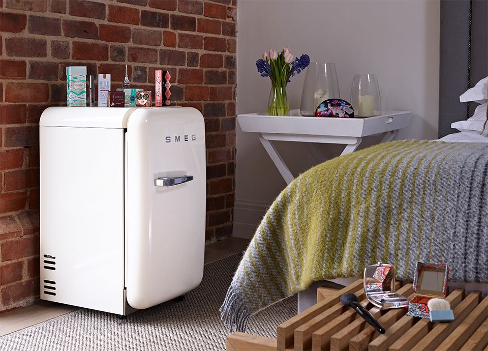 Tủ lạnh SMEG mini 34L màu kem | FAB5RCR6