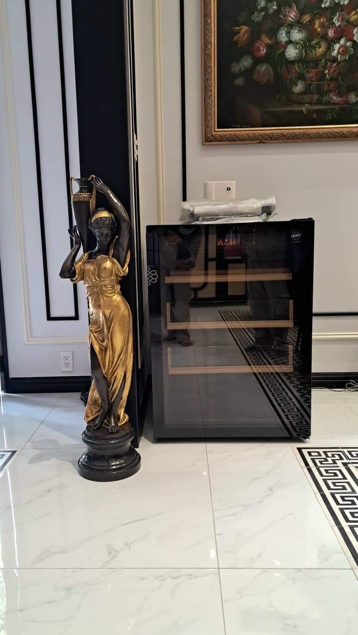 Tủ bảo quản Cigar Eurocave mẫu mới | V Cigar S