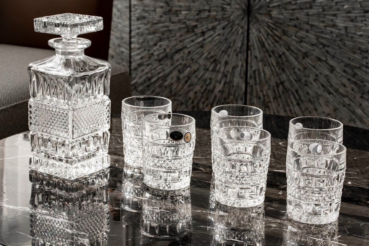 Bộ bình và cốc rượu Bohemia Whisky Brittany Crystal