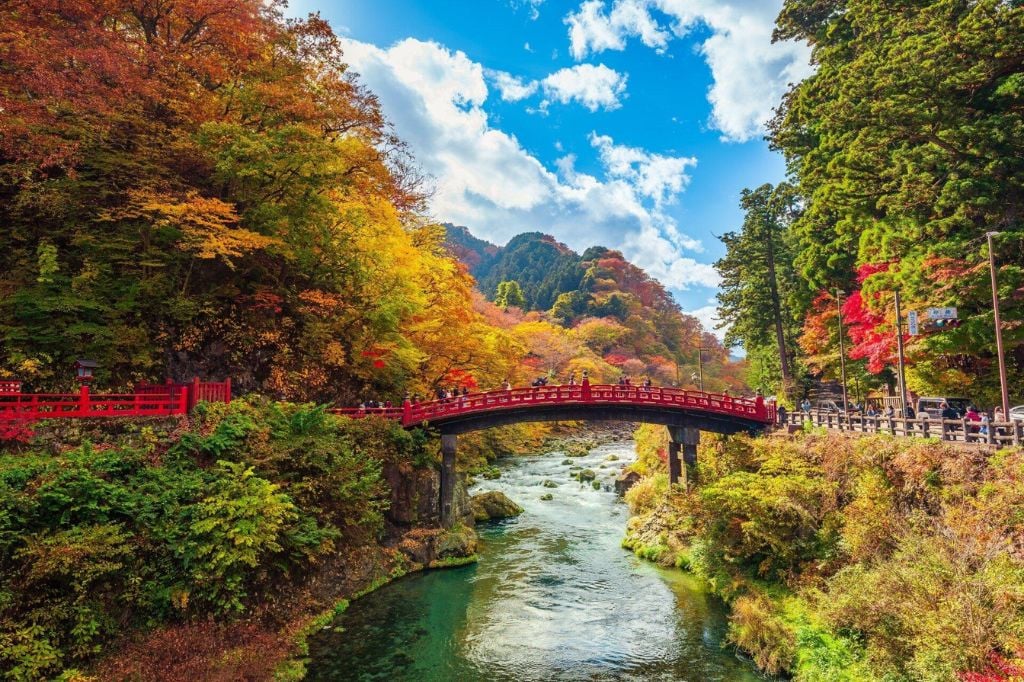 CHƯƠNG TRÌNH ĐẶC BIỆT NHẬT BẢN 2026: NÚI PHÚ SĨ – TOKYO CITY TOUR – NIKKO LÁ VÀNG LÁ ĐỎ