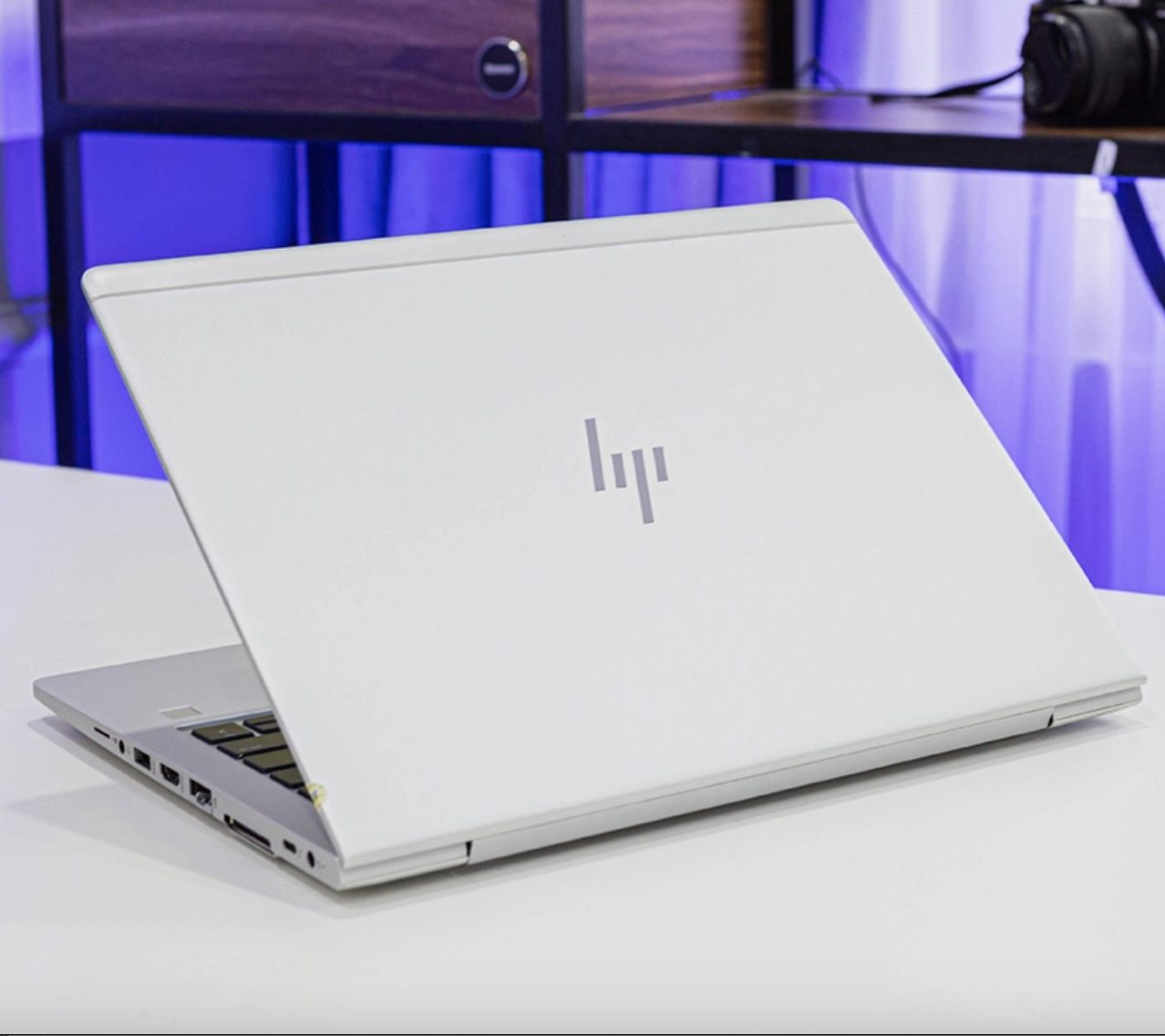 Laptop HP EliteBook 830 G6 Core I7 8665U Ram 16GB