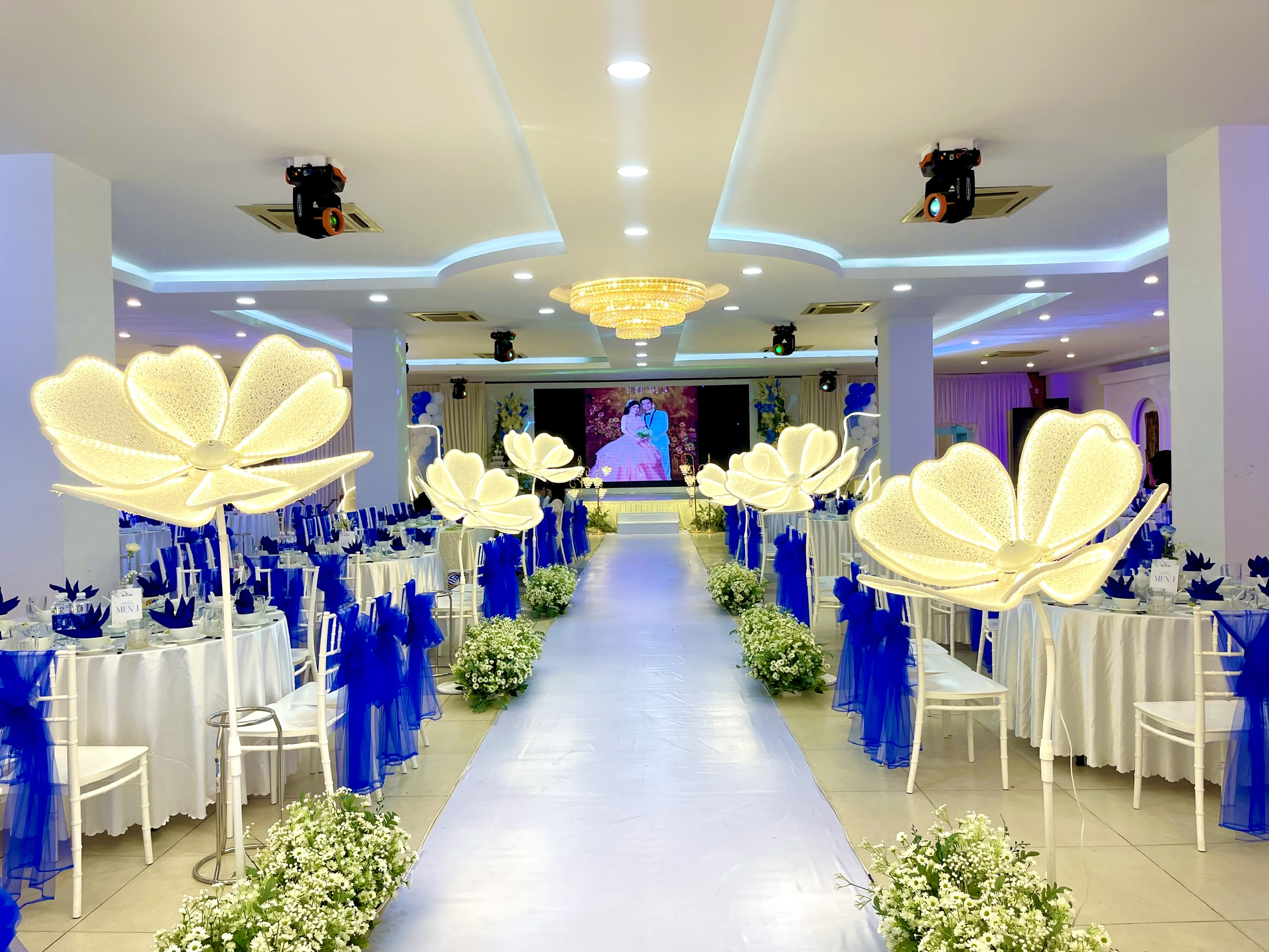 SẢNH NGỌC TRAI