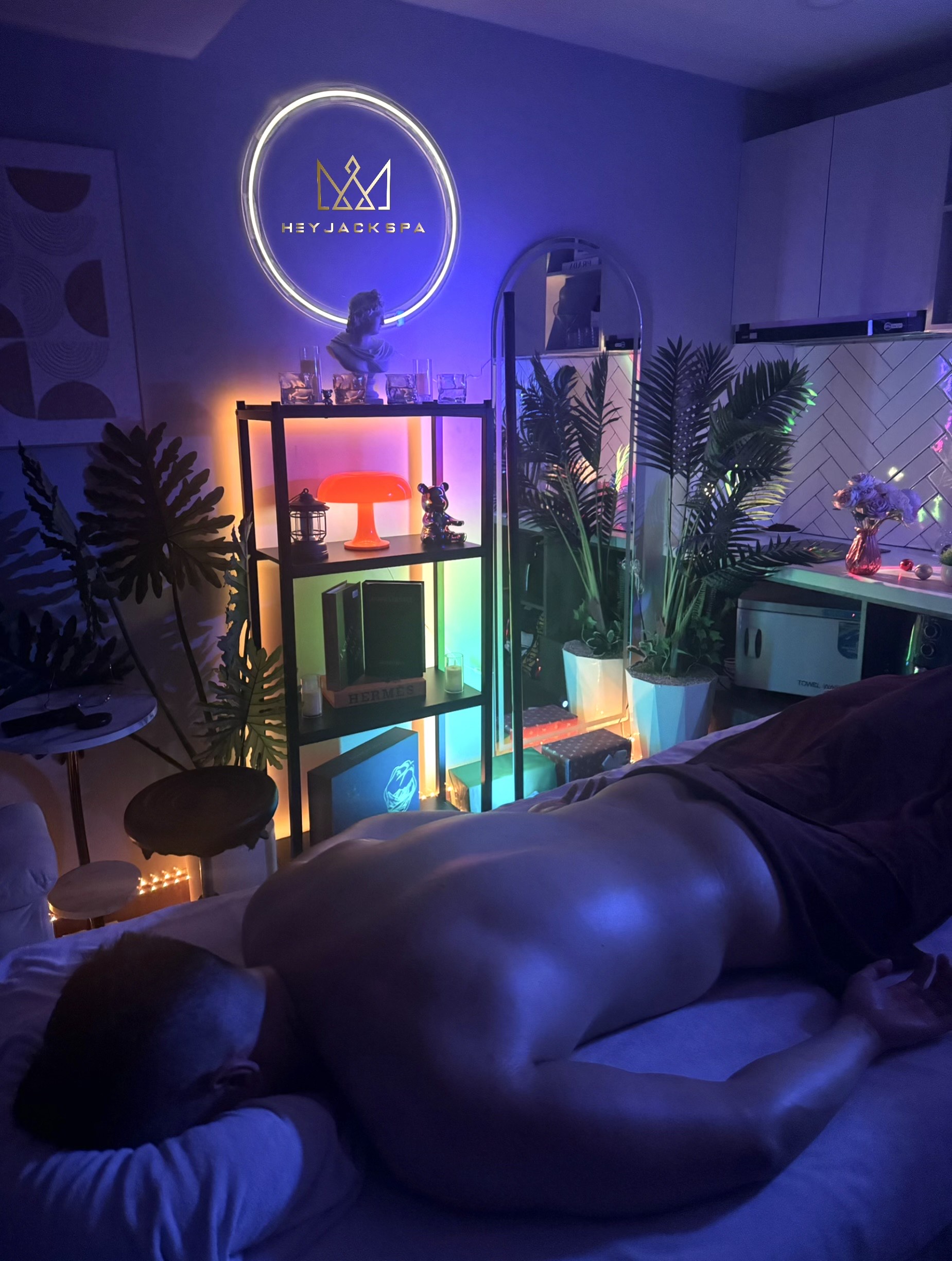 HÌNH ẢNH SANG TRỌNG ẤM CÚNG TẠI HEY JACK SPA