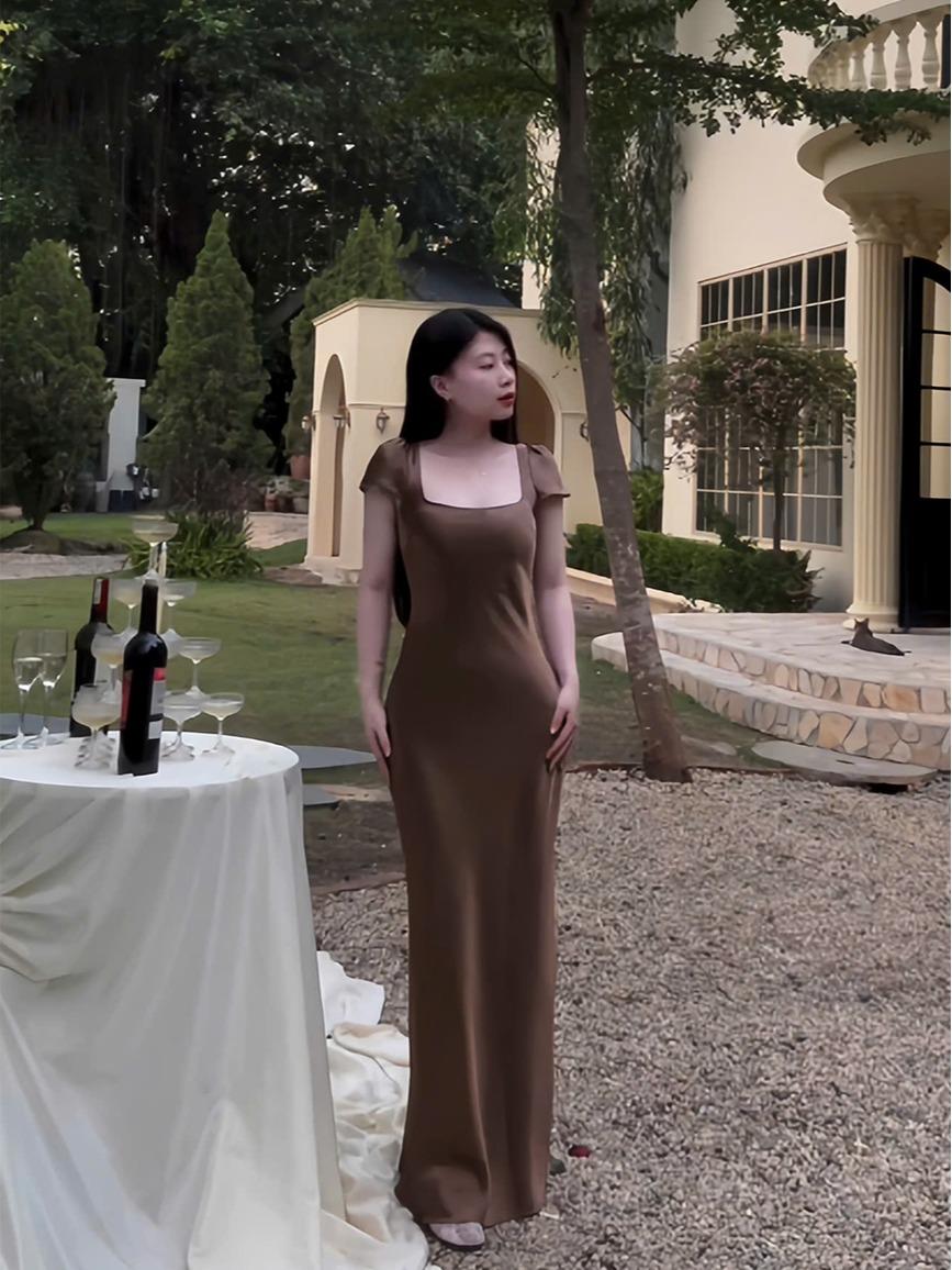 |DLD-007| Đầm Lụa Cổ Vuông Có Tay