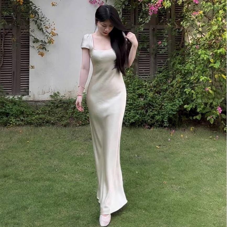 |DLD-007| Đầm Lụa Cổ Vuông Có Tay