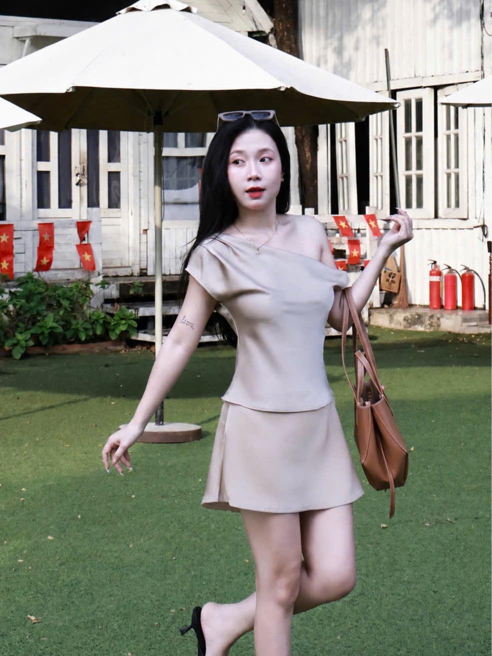|CVN-002| Chân Váy Lụa Ngắn Hàn Châu Có Dây Kéo