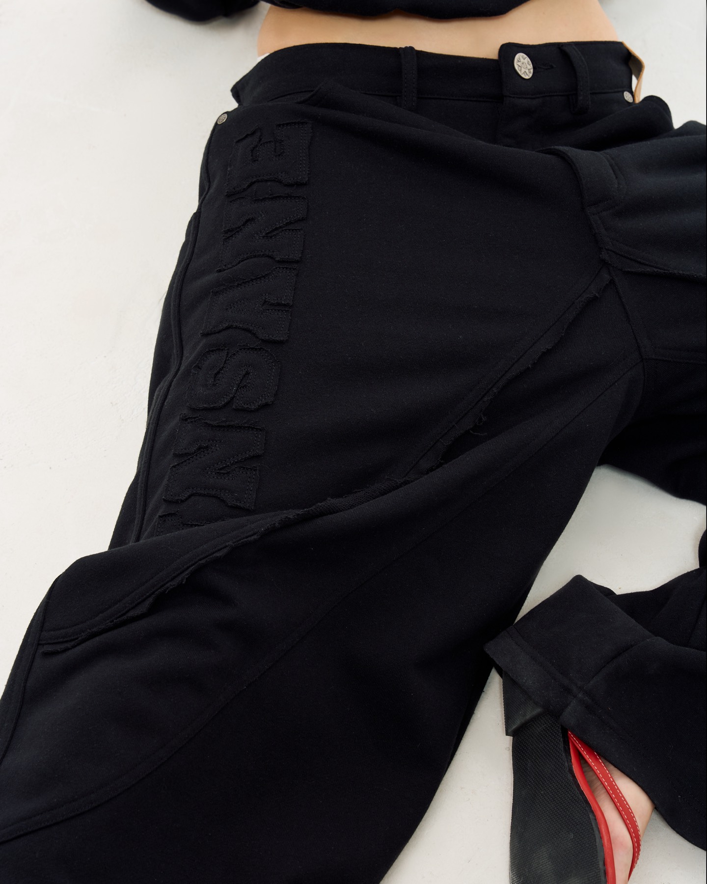 Insane® Halo Sweatpants - Black