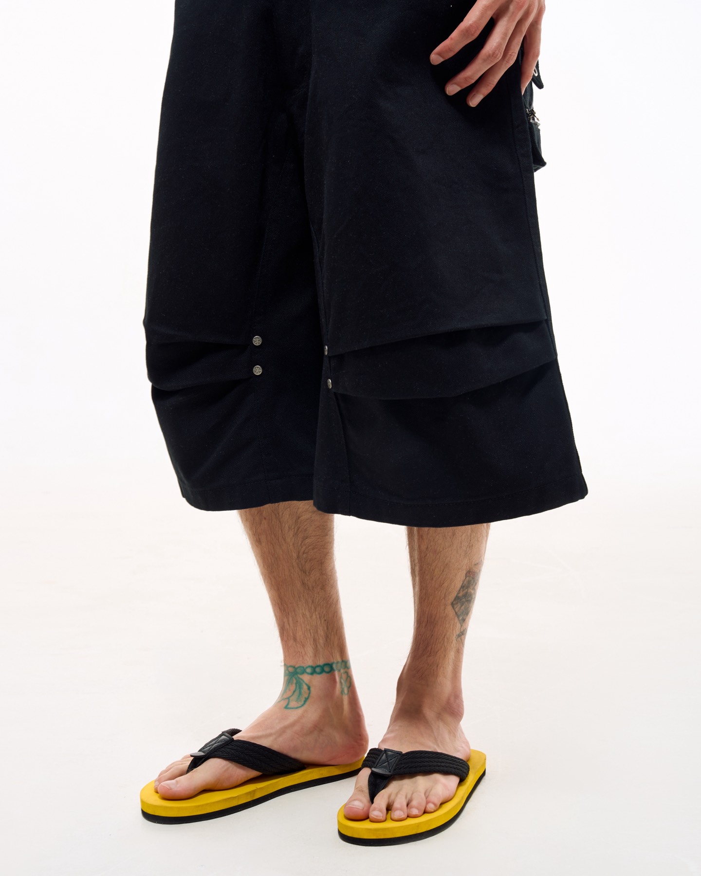 Insane® Rawline Jorts - Black