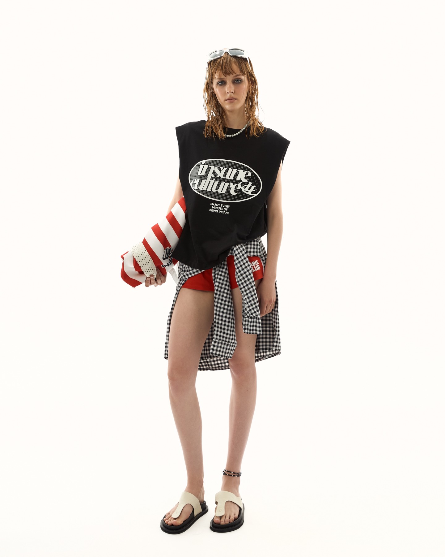 Insane® Capsule Tee - Black