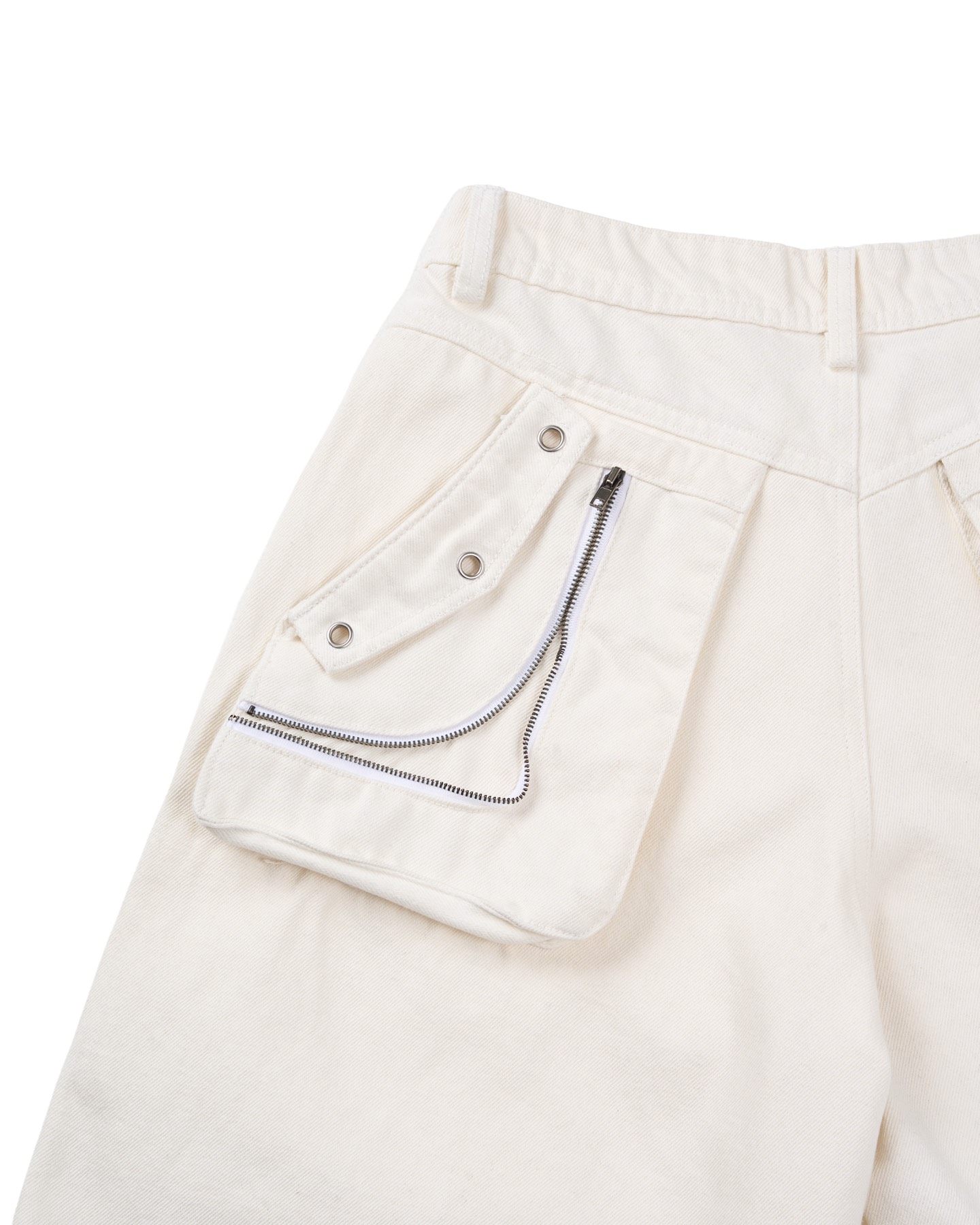 Insane® Rawline Jorts - White