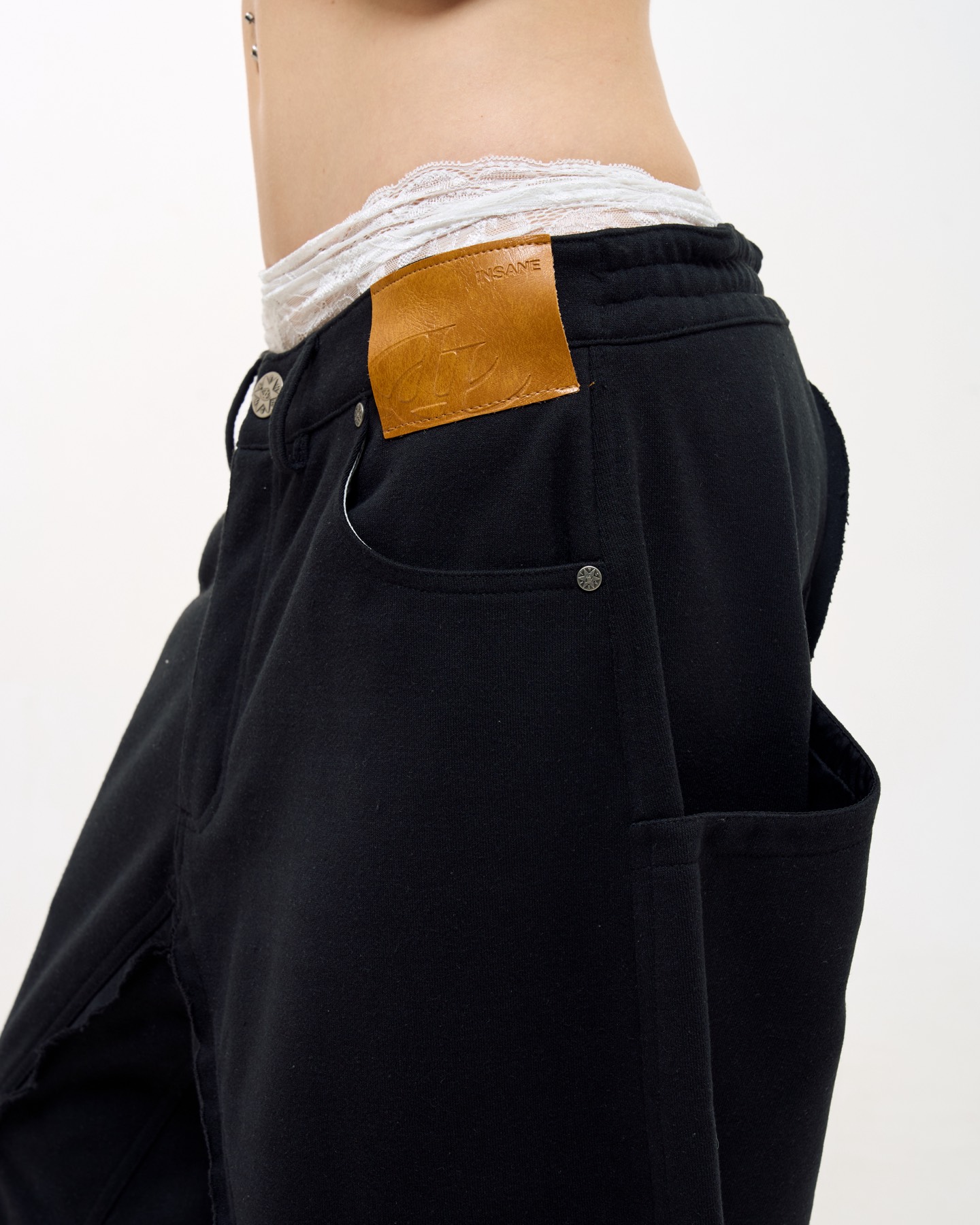 Insane® Halo Sweatpants - Black