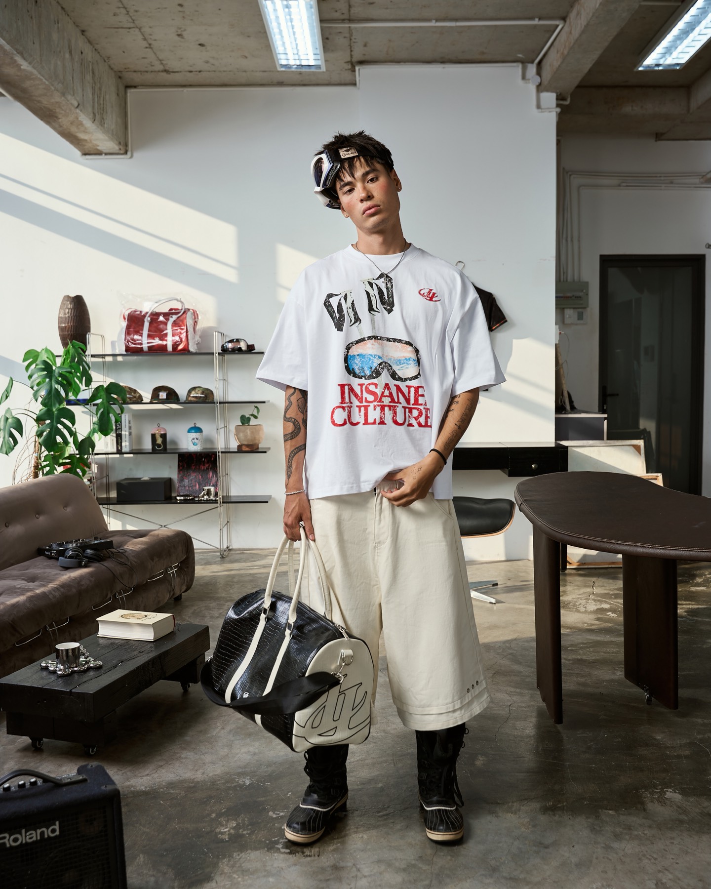 Insane® Rough Edge Jorts - White