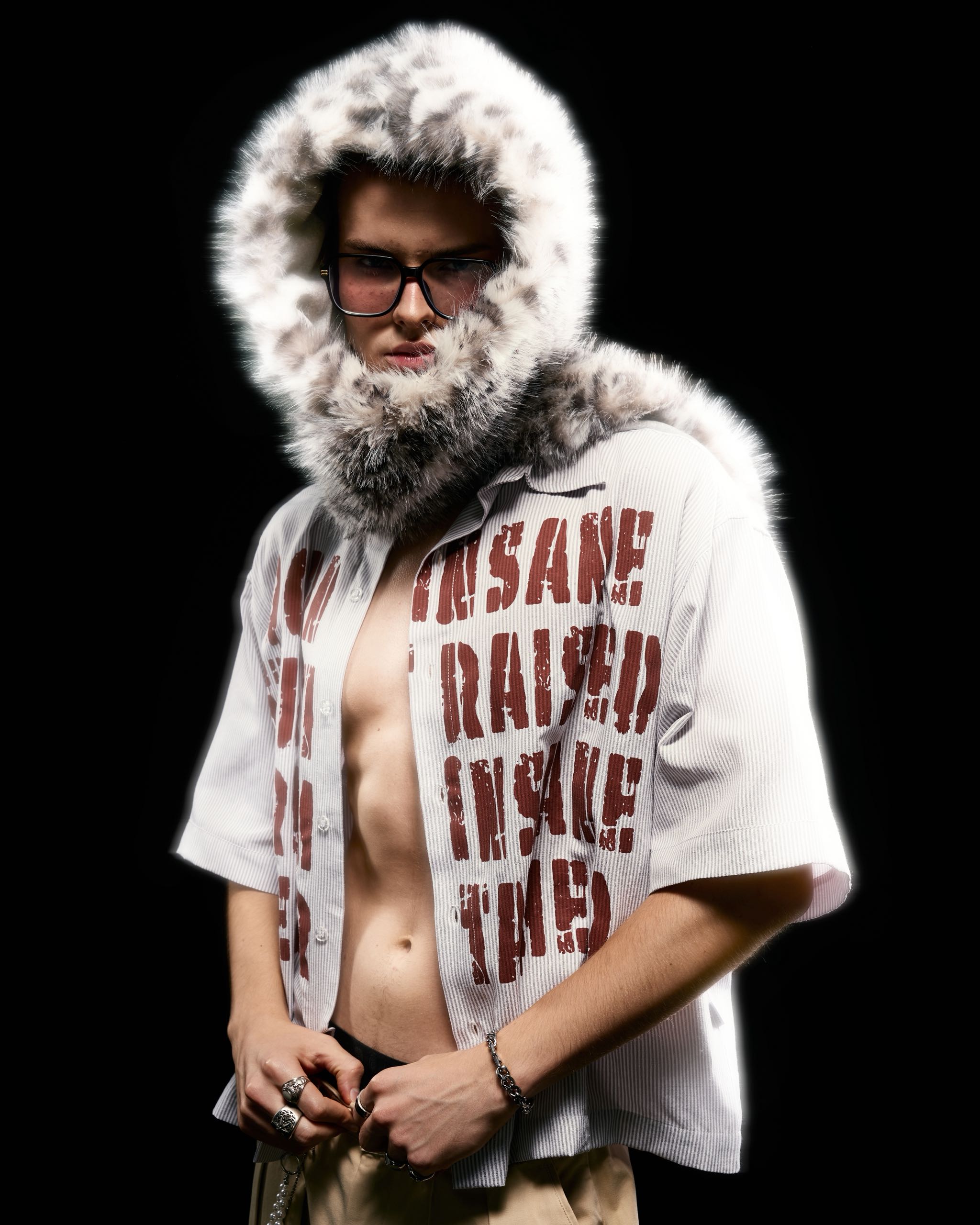 Insane® Arctic Leopard Scarf