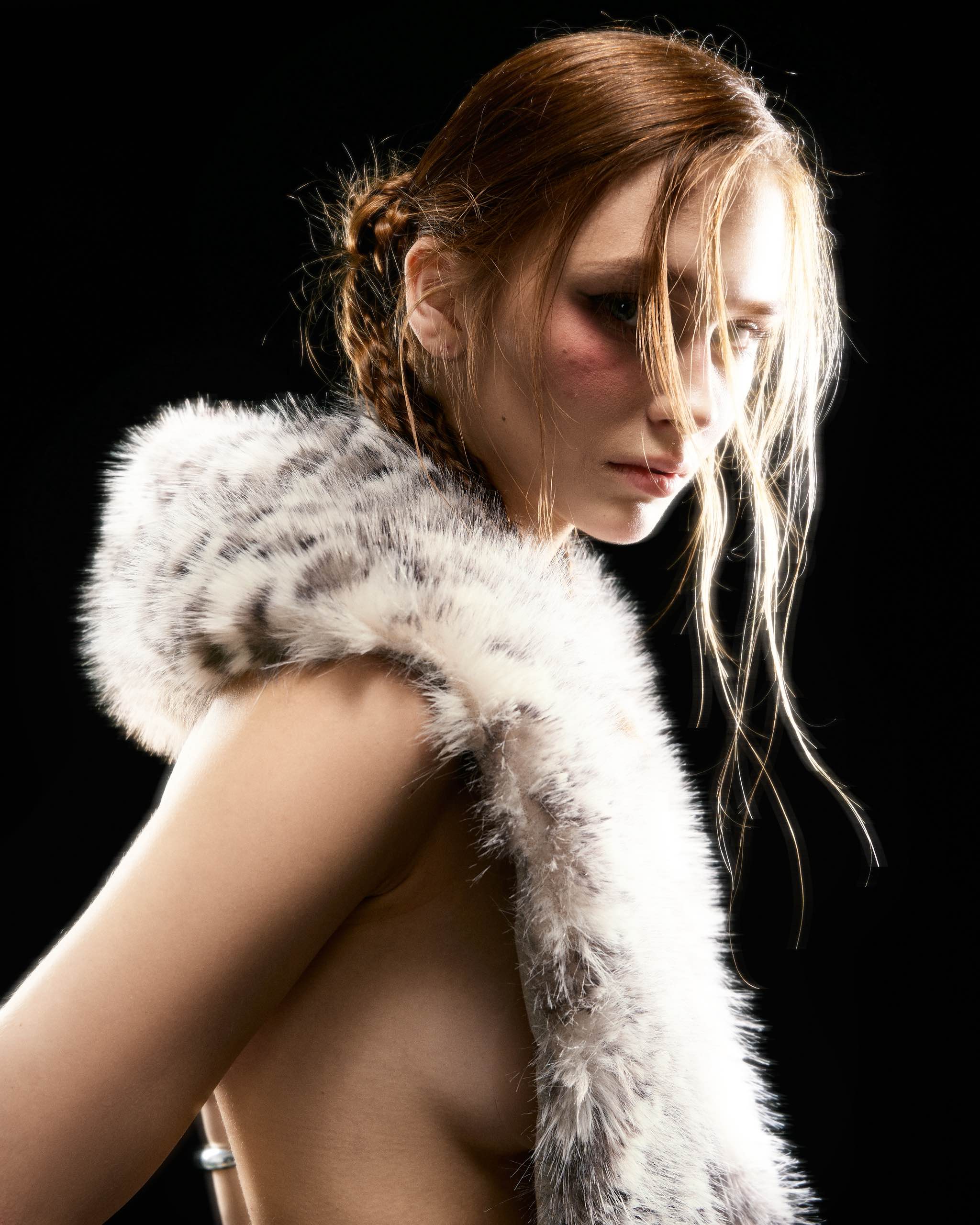 Insane® Arctic Leopard Scarf