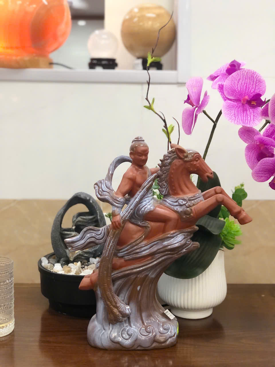 Tượng Thánh Gióng TTGKB01 – Gốm Bát Tràng, Sức Mạnh & May Mắn