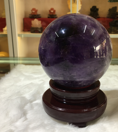 Quả Cầu Phong Thủy Thạch Anh Tím – Vật Phẩm Mang Năng Lượng Tích Cực, Trí Tuệ Và Bình An_KBPT16