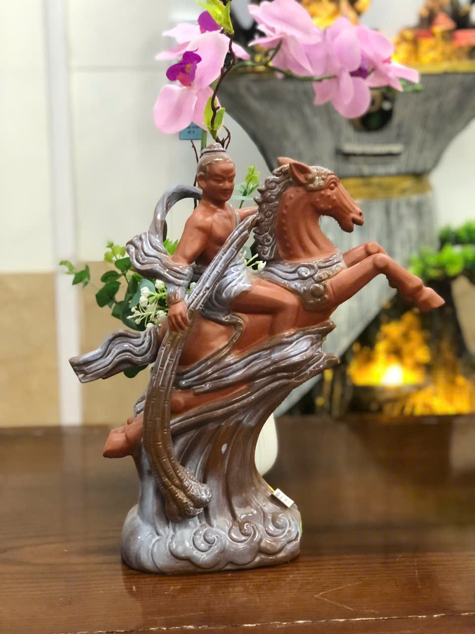Tượng Thánh Gióng TTGKB01 – Gốm Bát Tràng, Sức Mạnh & May Mắn