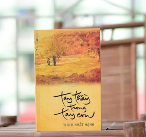 Sách :Tay Thầy trong Tay Con_Thích Nhất Hạnh