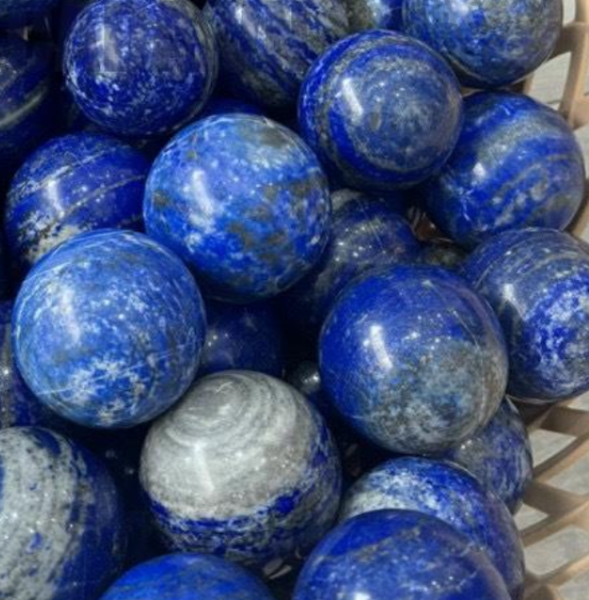 Các Vật Phẩm Bằng Đá Quý và Khoáng Vật Trong Phong Thủy_KBPT53