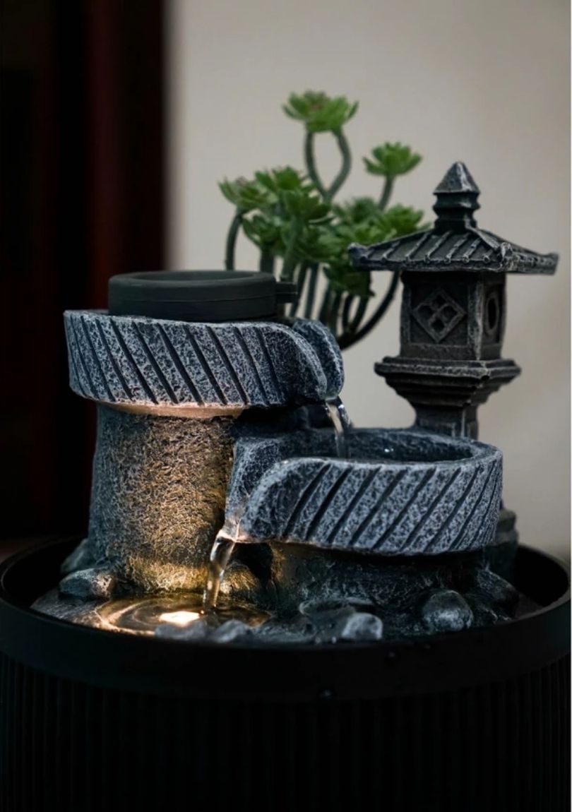 Thác Nước Phong Thủy Mini TNMKB06 – Dáng Cối Xay Trang Trí Bàn Làm Việc