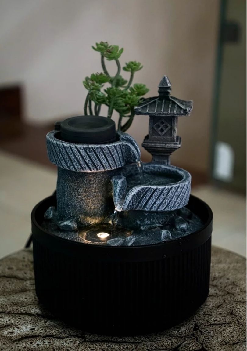 Thác Nước Phong Thủy Mini TNMKB06 – Dáng Cối Xay Trang Trí Bàn Làm Việc