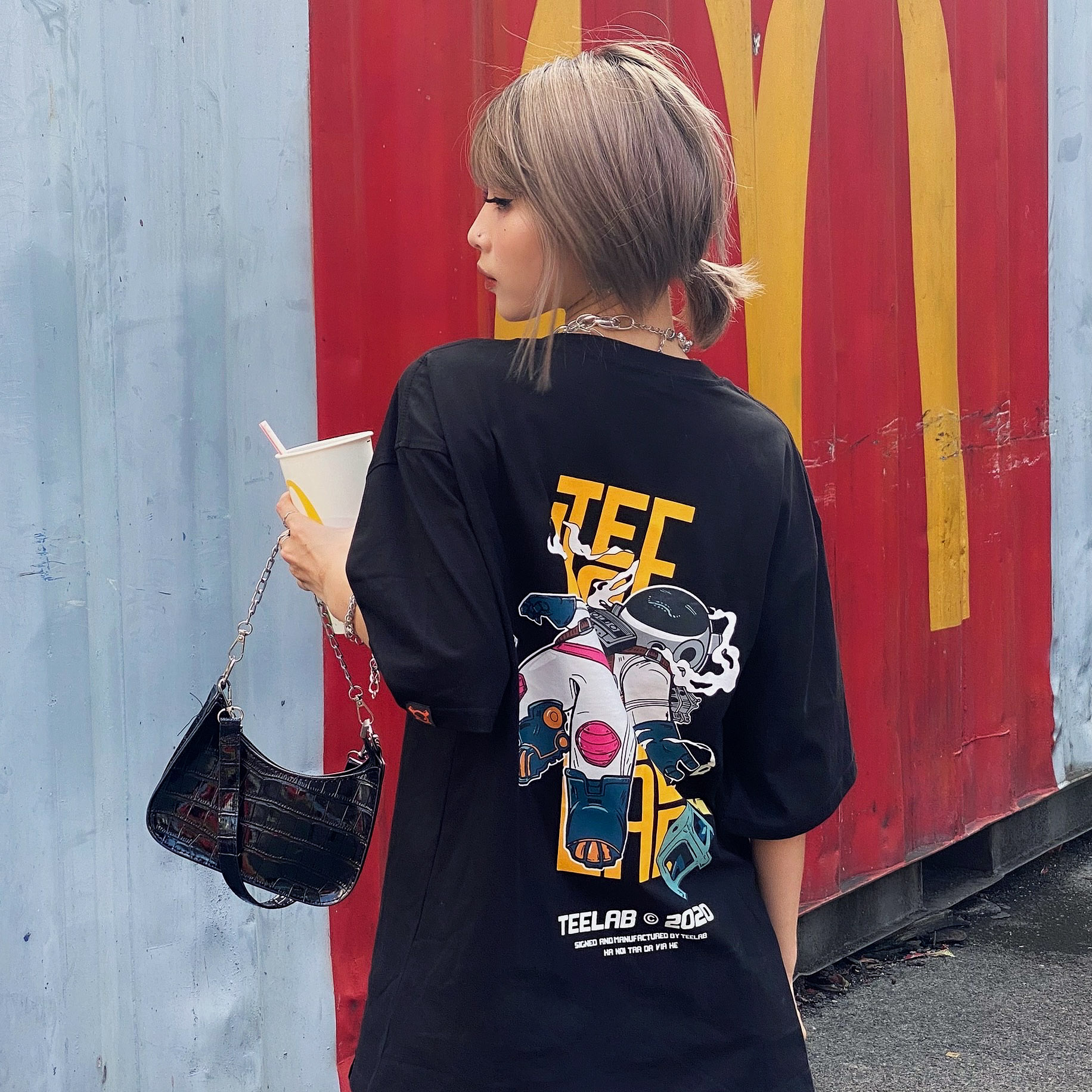 Áo Thun Teelab Local Brand Unisex Hà Nội Trà Đá TS001