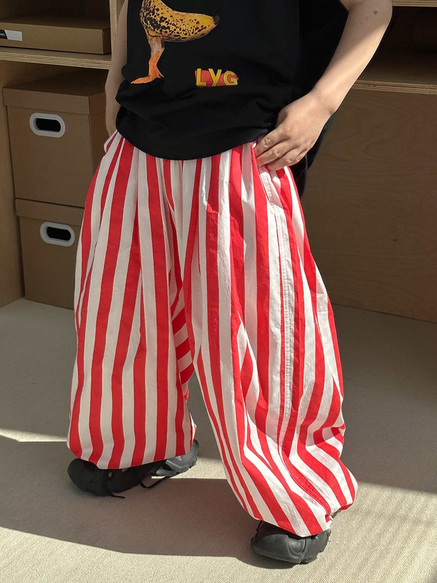 Quần Dài  Dù Sọc Đỏ Trắng LY
