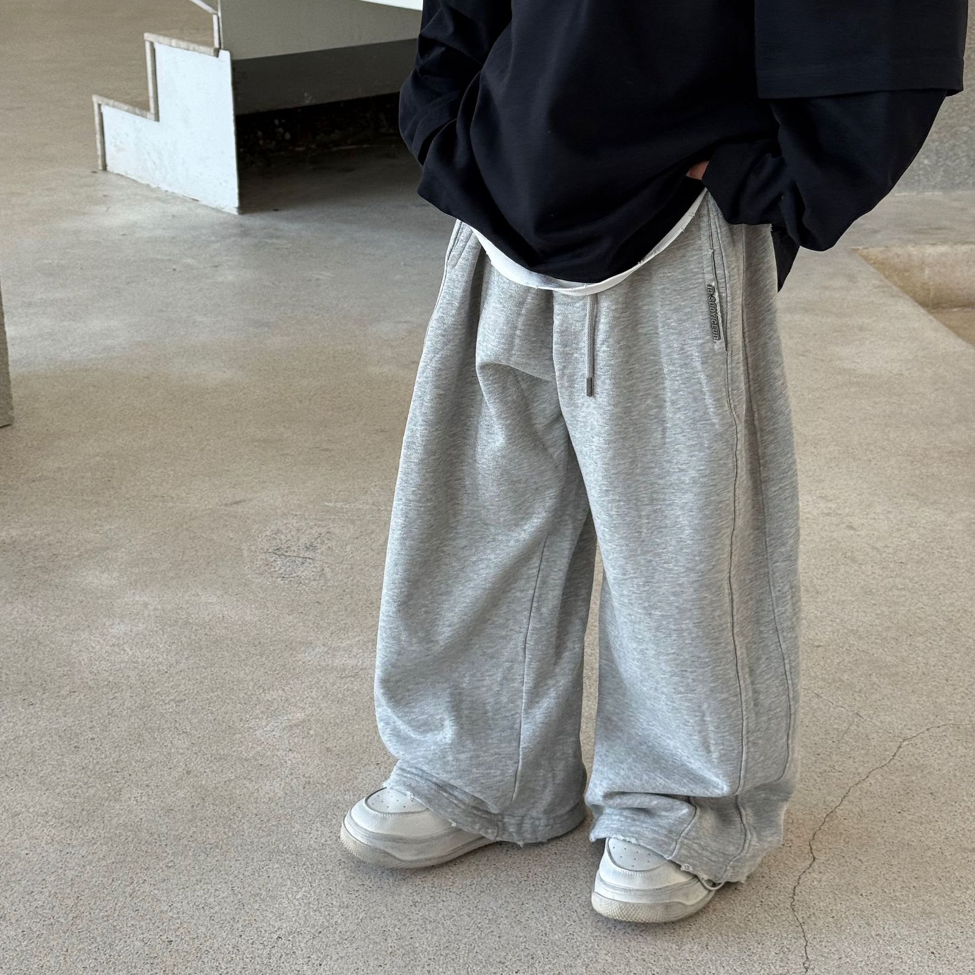 Quần Dài Nỉ Xám FS