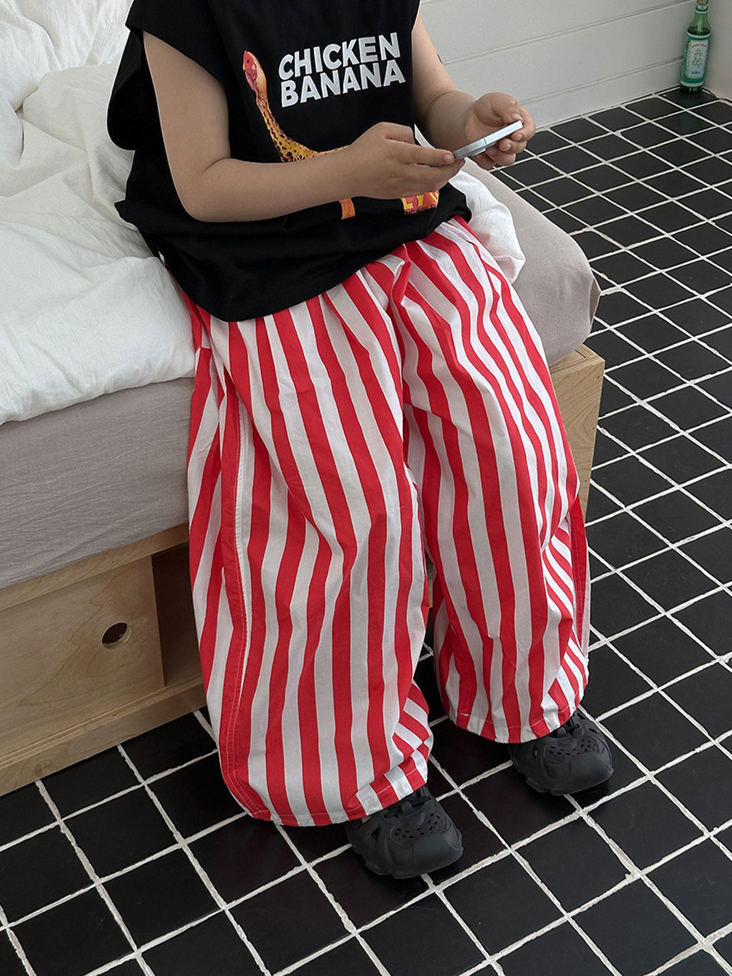 Quần Dài  Dù Sọc Đỏ Trắng LY