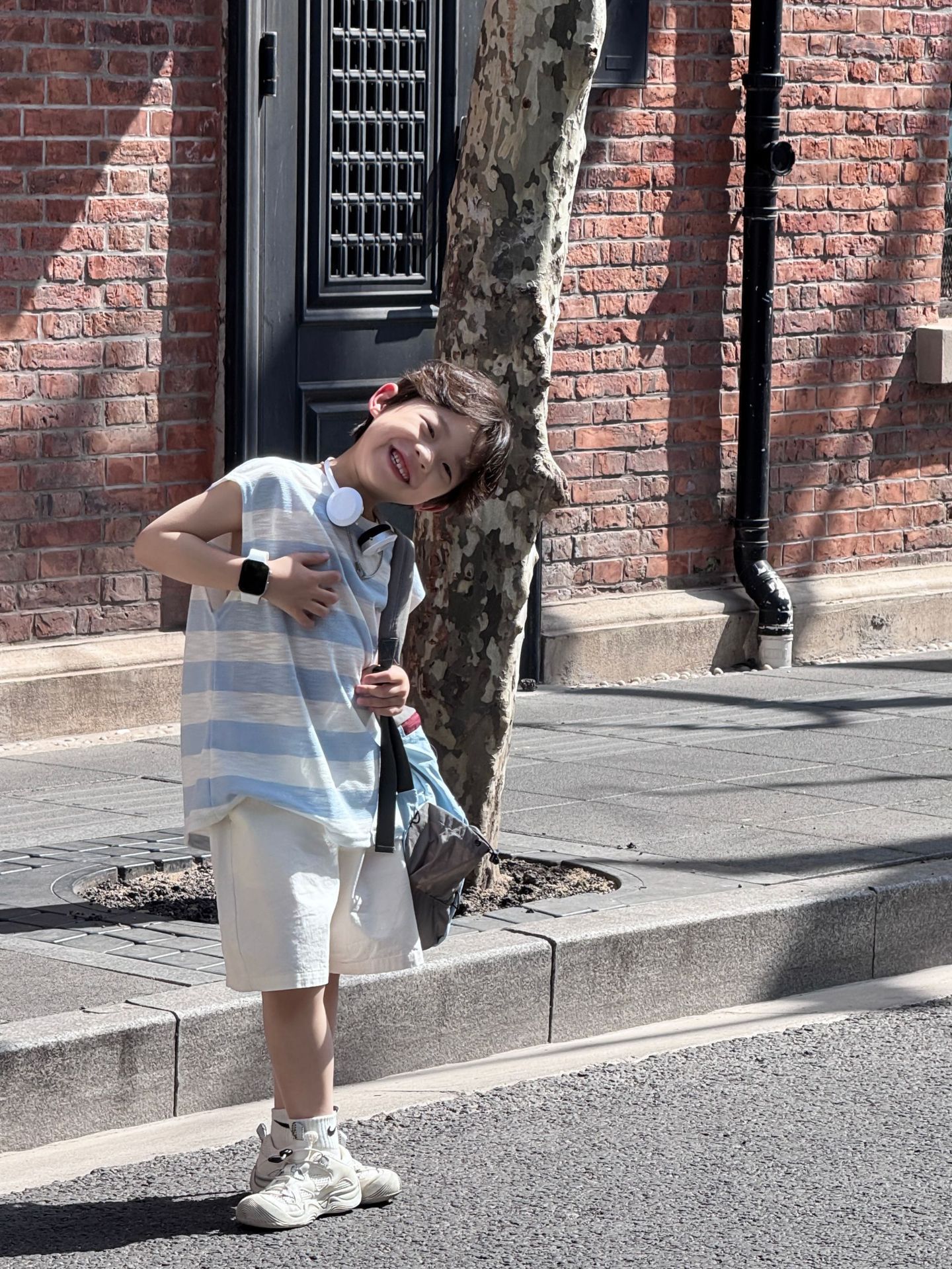 Quần Ngắn Thun Kem PL