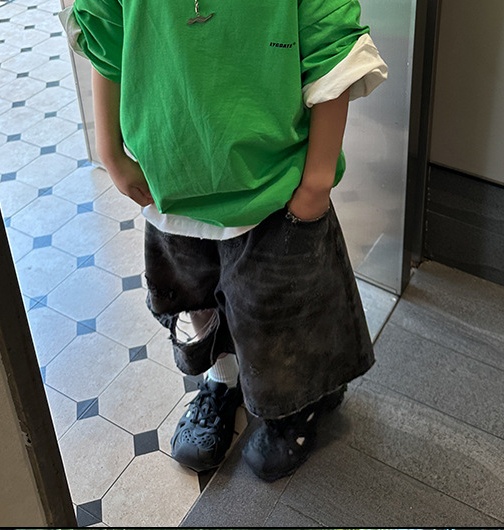 QN Jean Đen Rách 1 Gối Ly