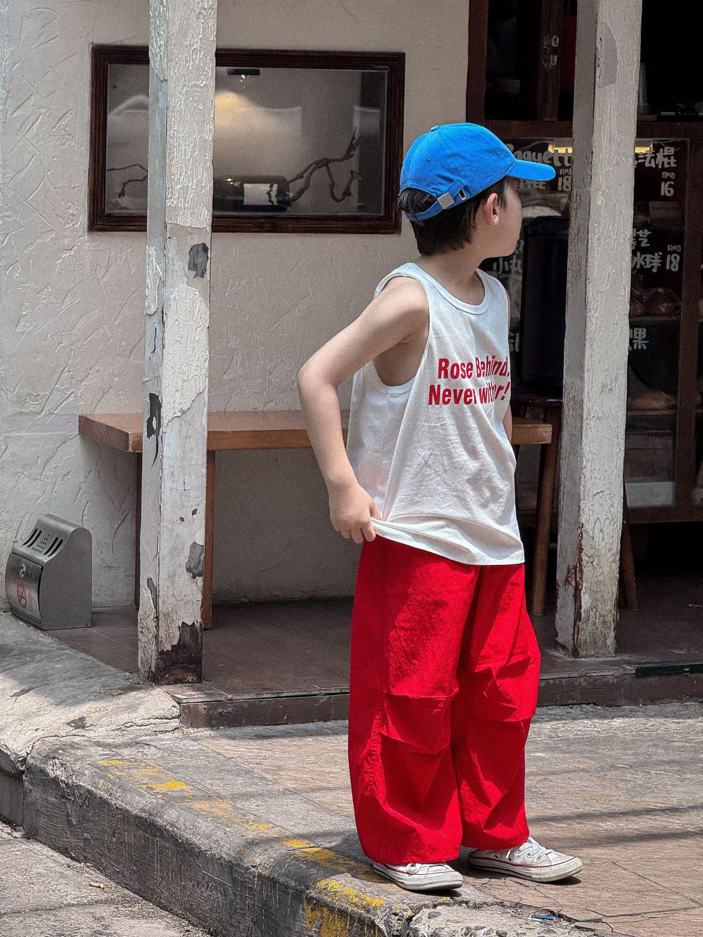 Áo Ba Lỗ Trắng Chữ Đỏ PL