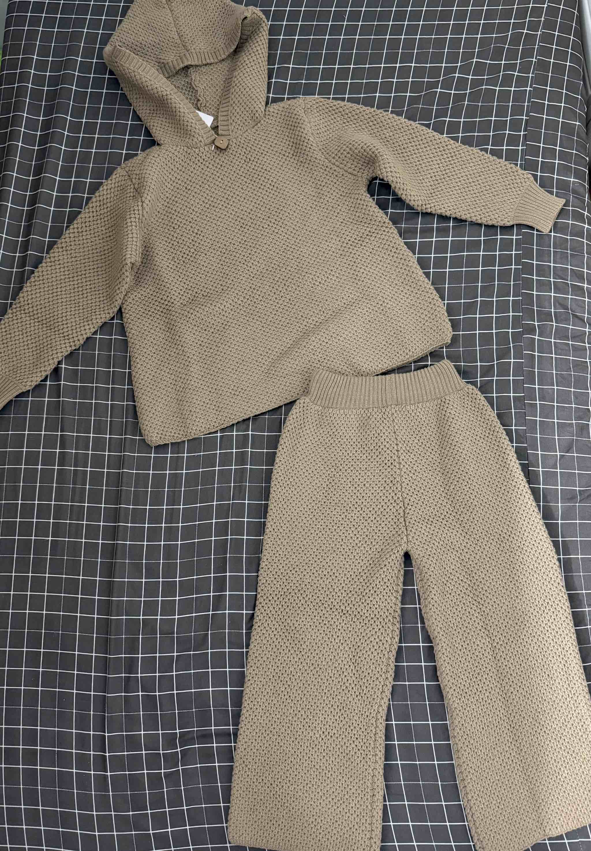 Set Dài Len Nâu
