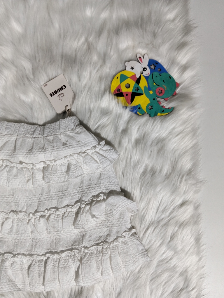 Chân Váy Trắng Tầng Ota