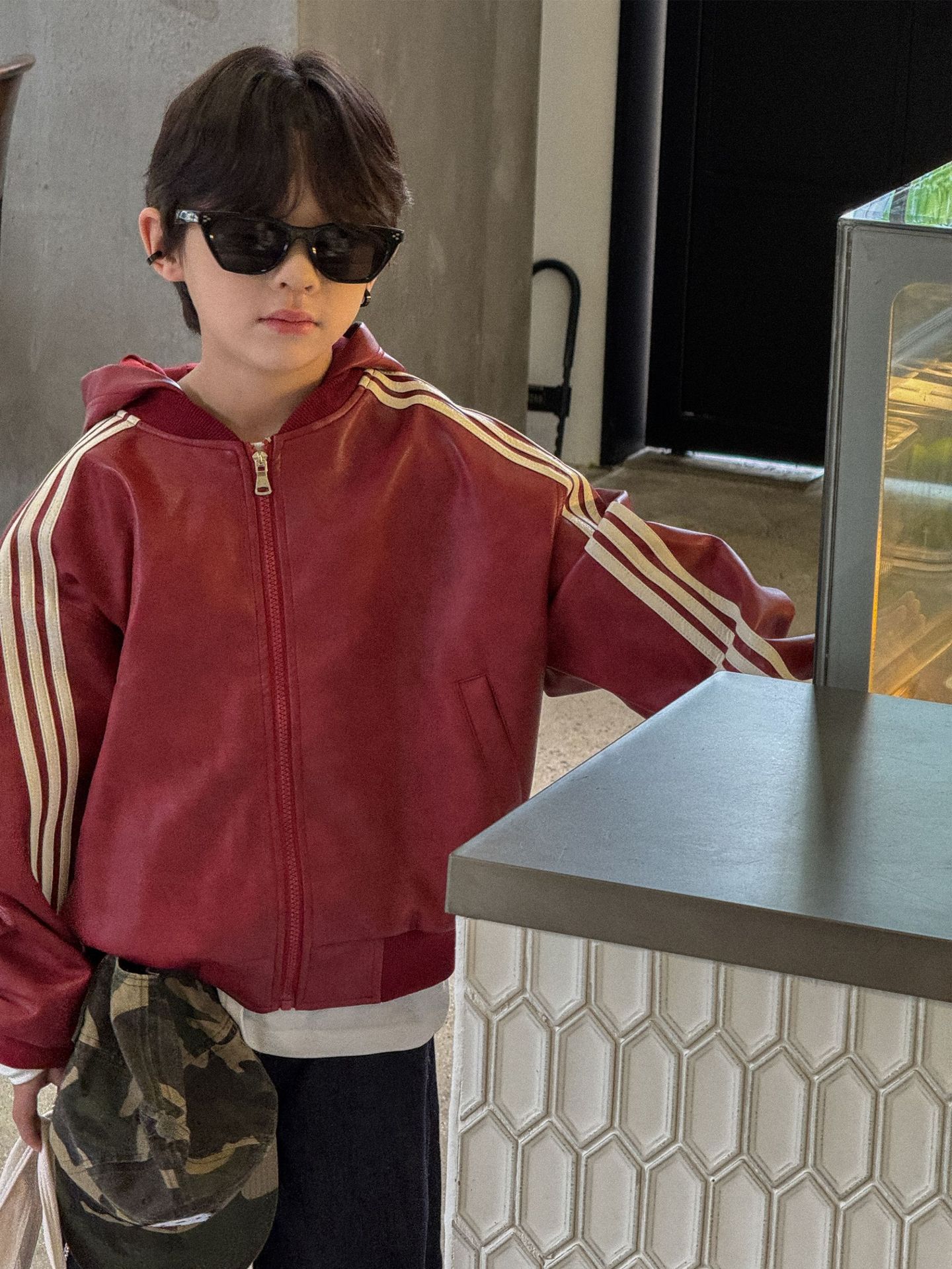 Áo Khoác Da Đỏ Sọc Vai PL