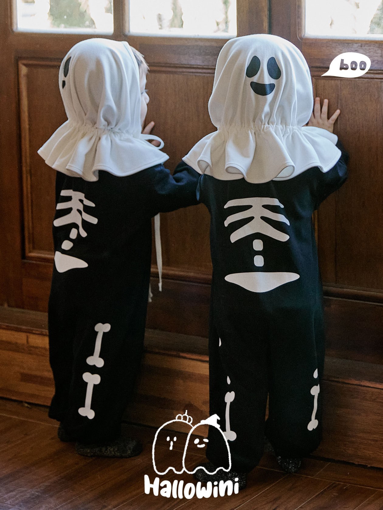 Jump Dài Đen Xương Kèm Choàng Trắng