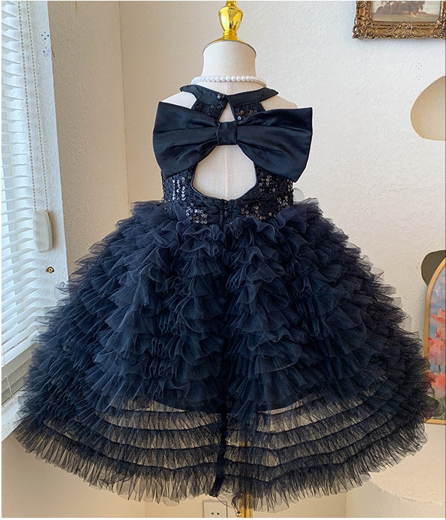 VD Yếm Đen Voan Tầng Nơ Sau Btown