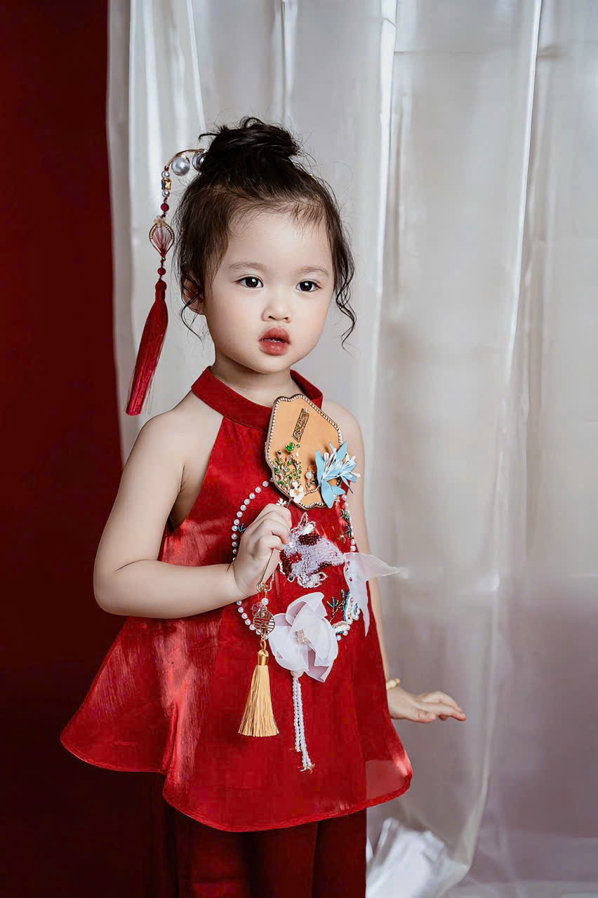 SET Yếm Tơ Đỏ