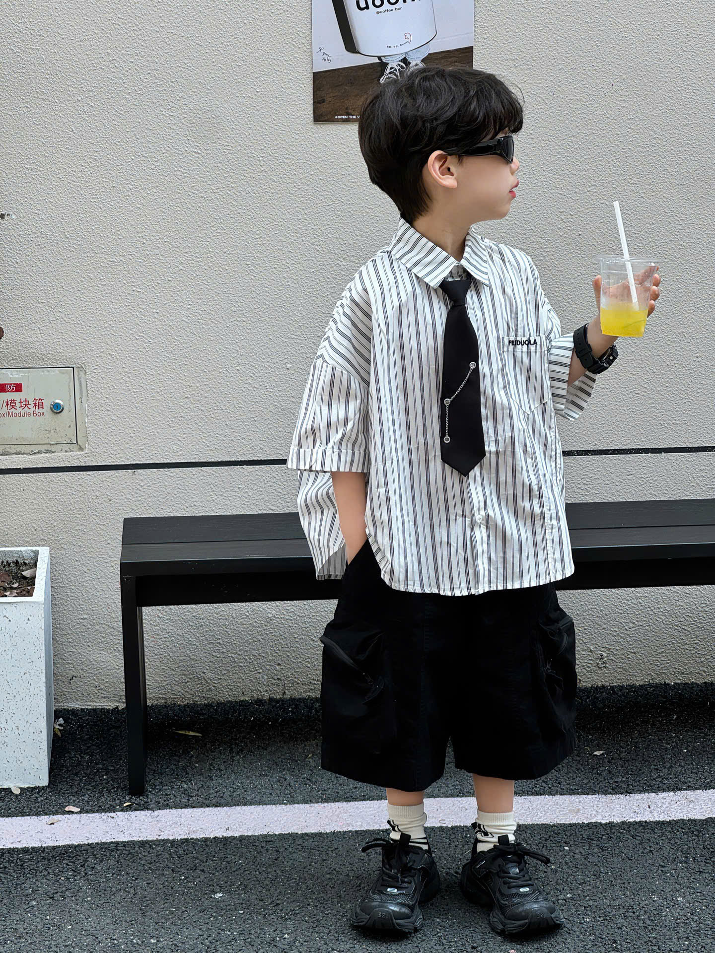 QN Kaki Túi Kéo Đen FS