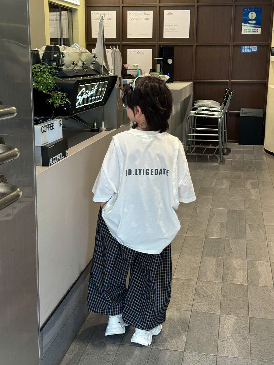 AN Trắng Chữ Đen Ly