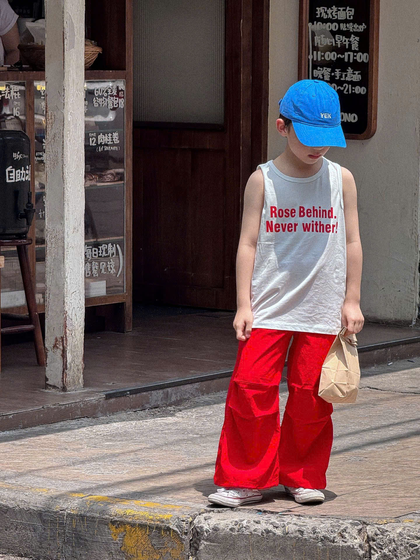 Áo Ba Lỗ Trắng Chữ Đỏ PL