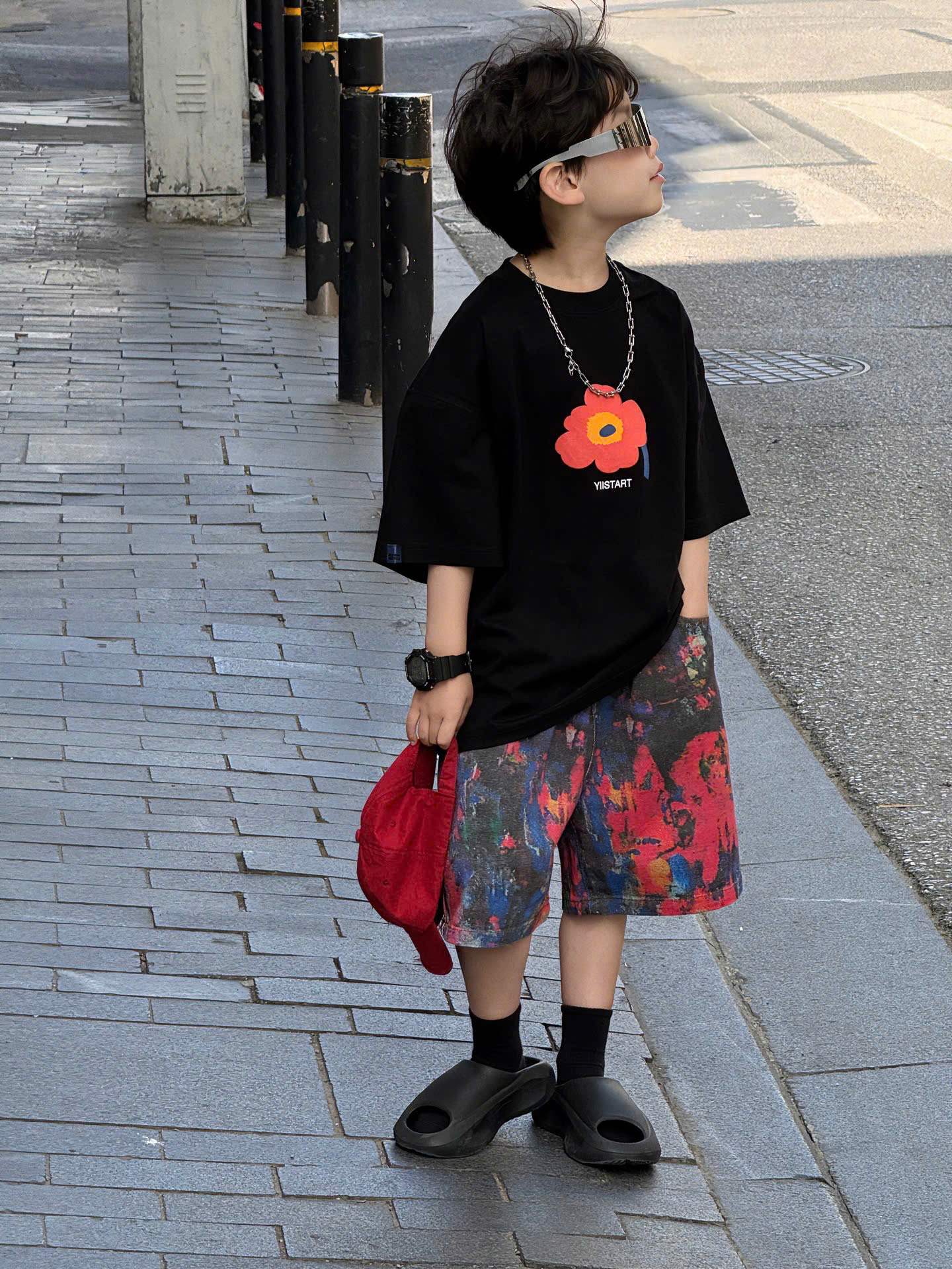 SET Ngắn Áo Hoa Đen Quần Màu FS