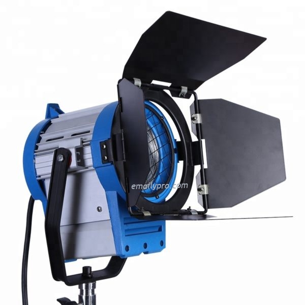 Đèn Quay Phim 2000W Fresnel Spotlight