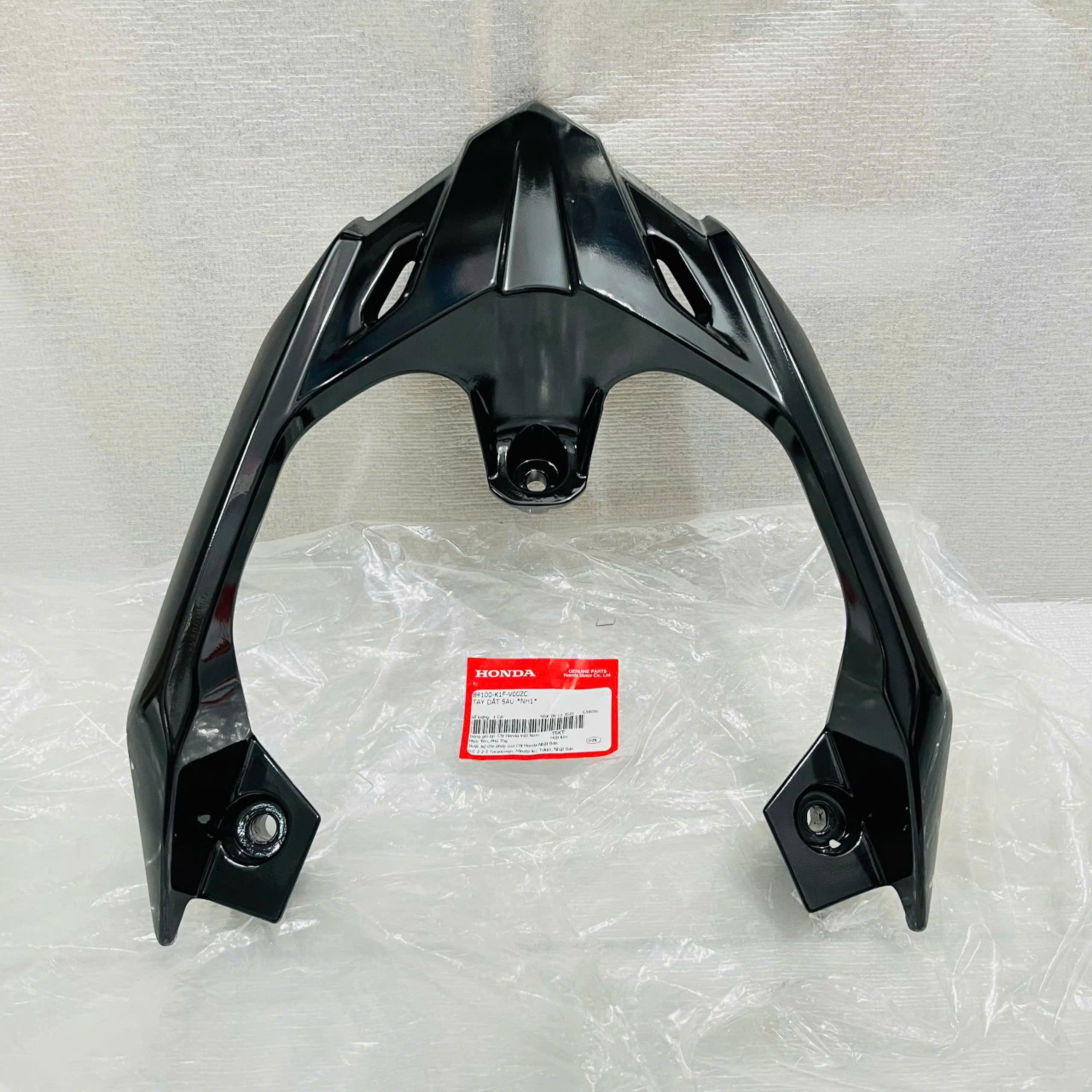 Tay dắt sau, Quai yên Air Blade 2020-2025 (125/150/160) đen bóng - 84100-K1F-V00ZC