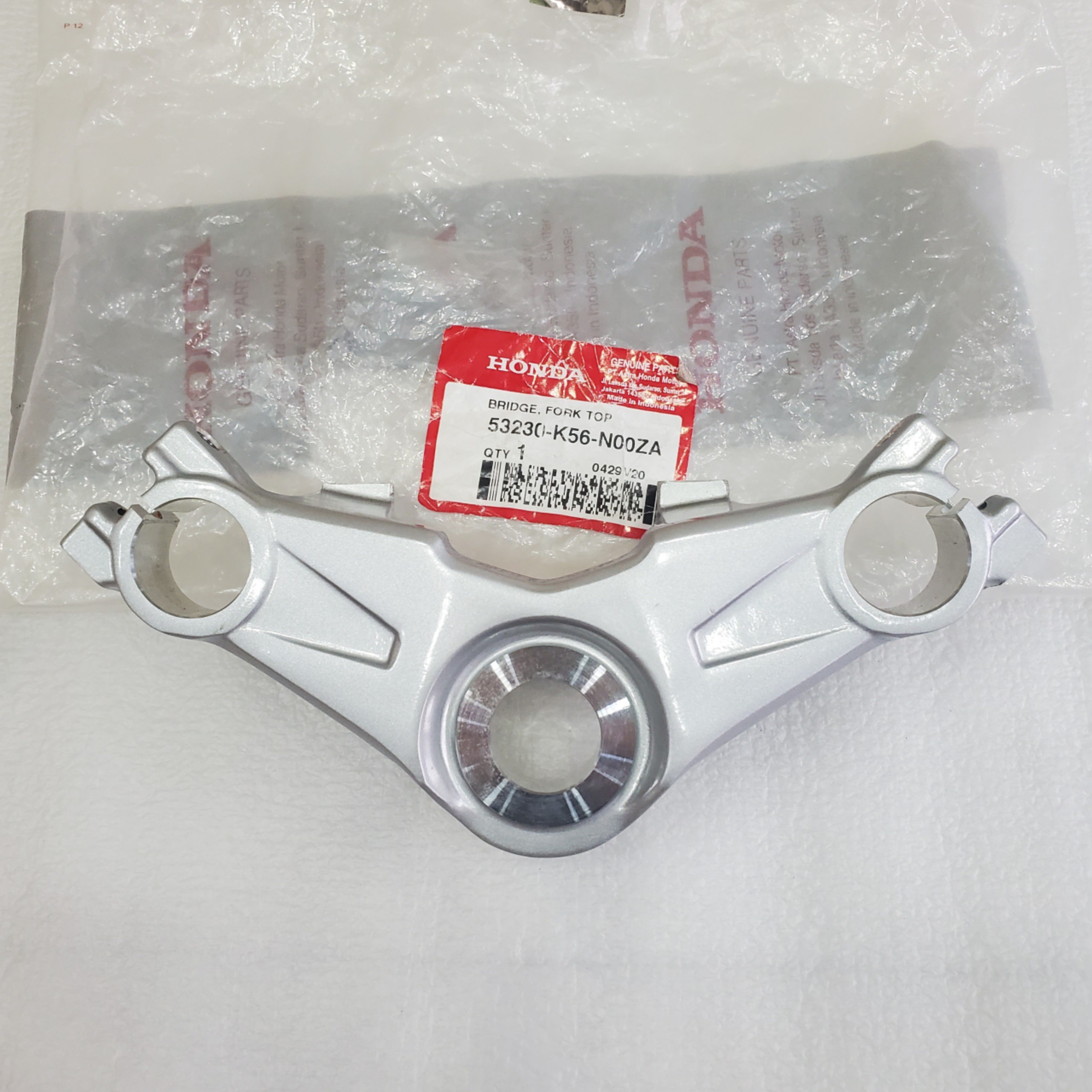 Chảng ba trên Sonic - 53230-K56-N00ZA