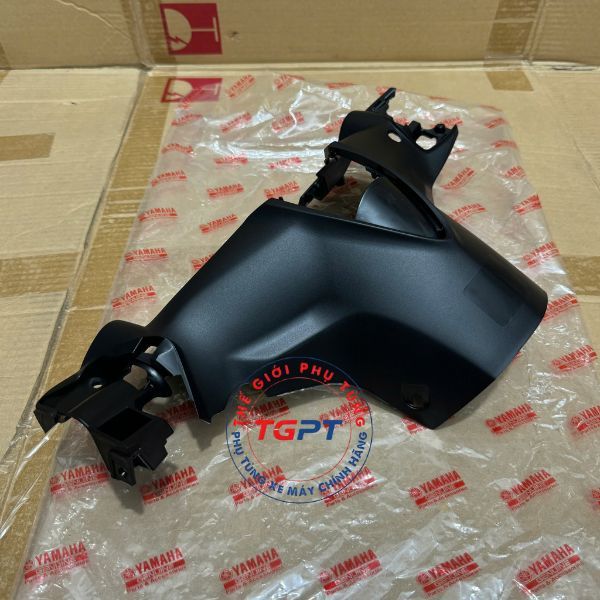 Bợ cổ, nắp sau tay lái Exciter 135 2011-2014 /55P-F6145-00