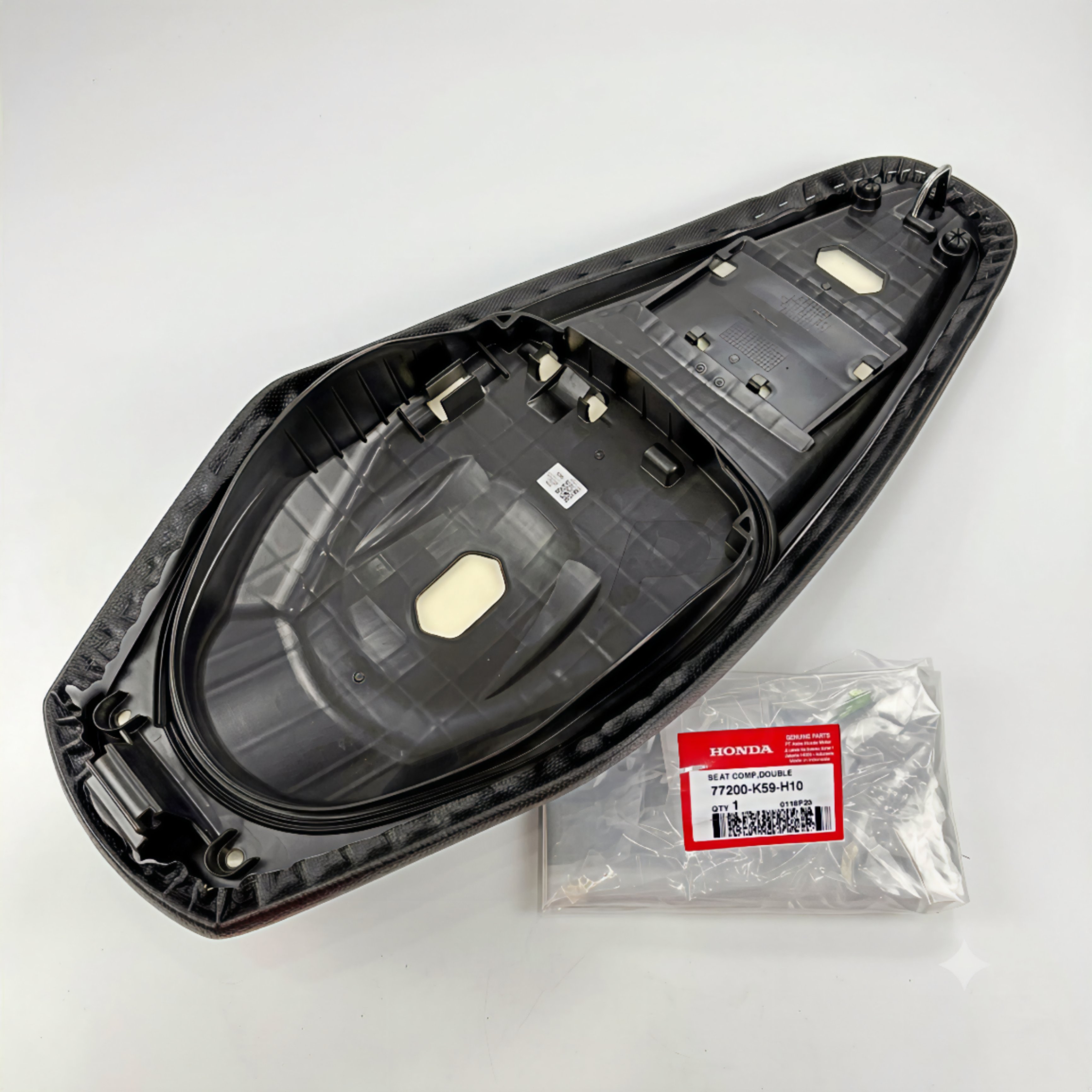 Yên xe Vario 125 (2023-2025) - 77200-K59-H10