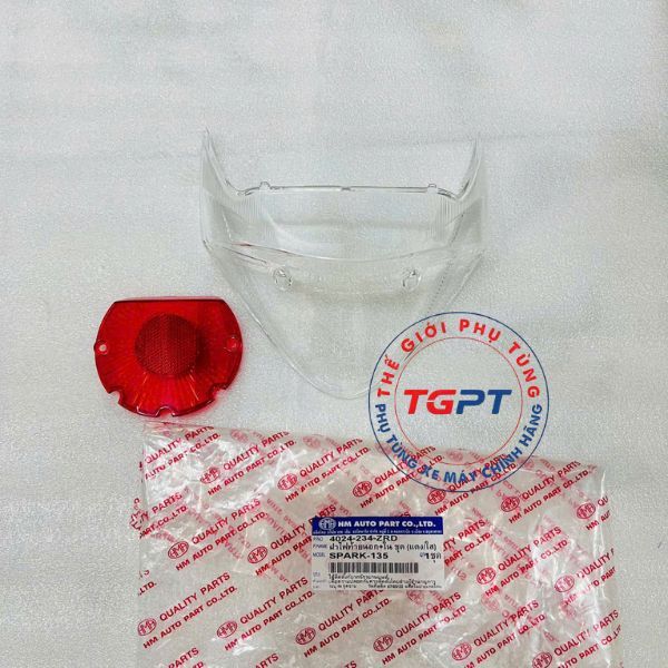 Mica nắp chụp đèn hậu Exciter 135 (2006-2010), Spark 135 (HM) /4024-234-ZRD
